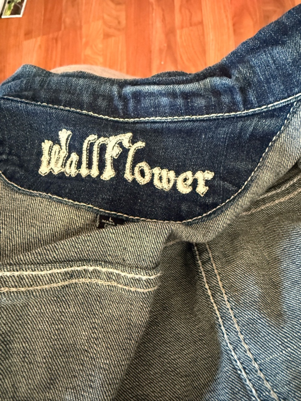 Wildflower Juniors size Jean jacket - Picture 6 of 7